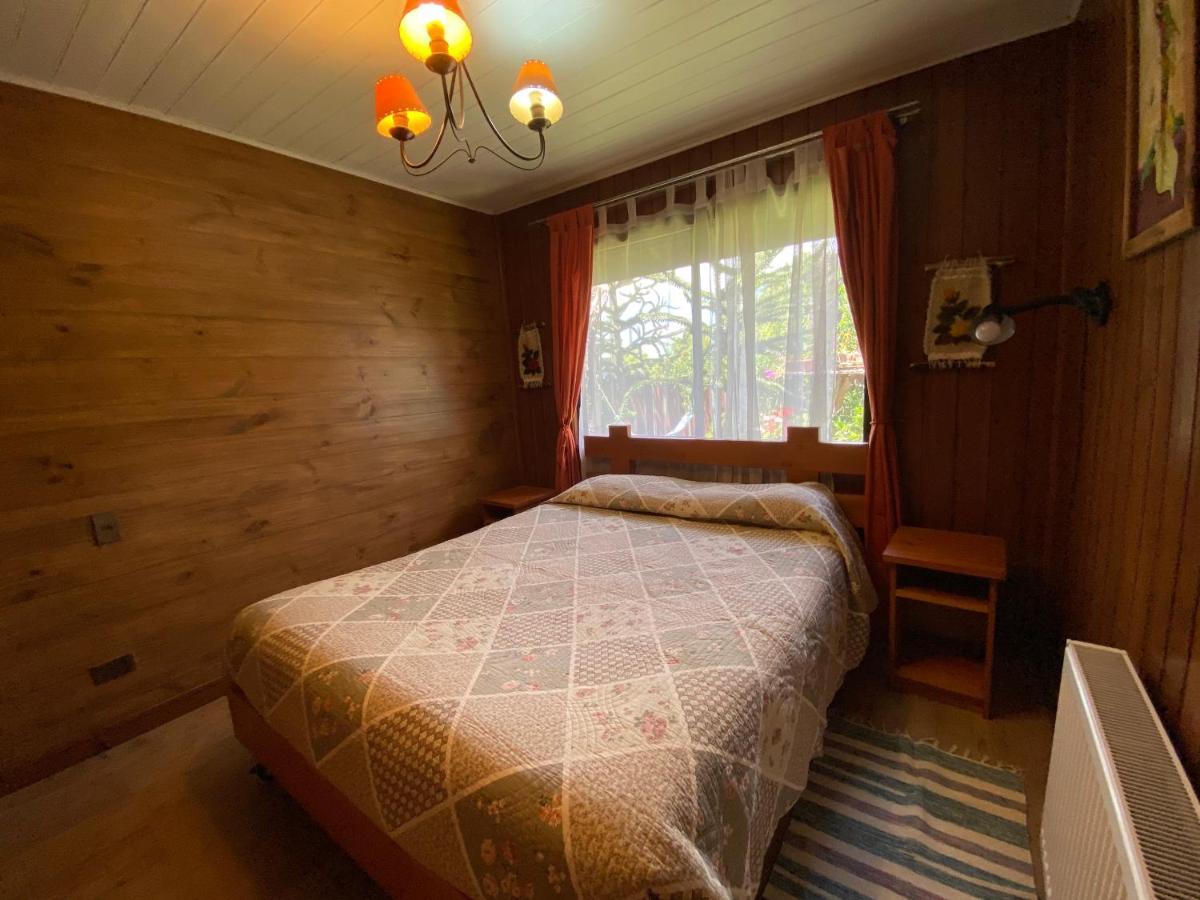 Hostal El Nogal プコン エクステリア 写真