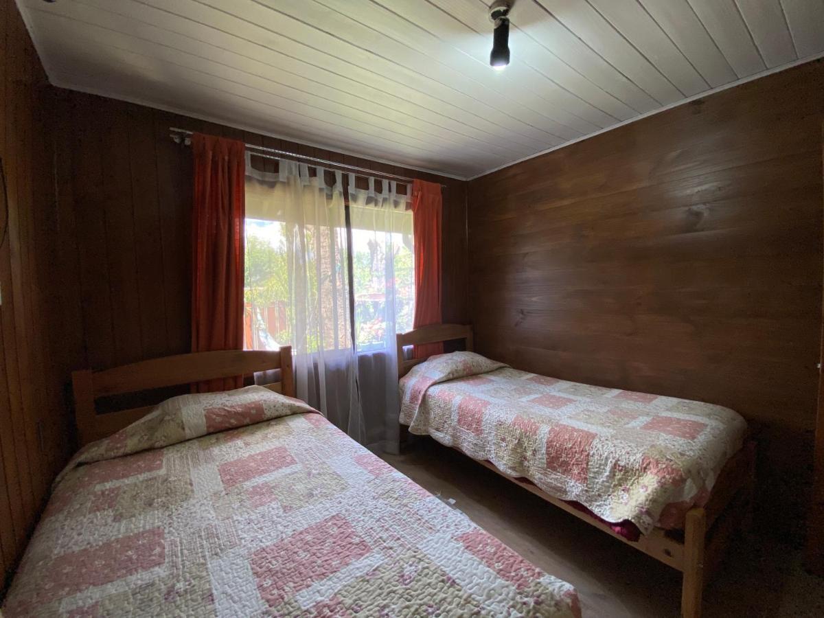 Hostal El Nogal プコン エクステリア 写真