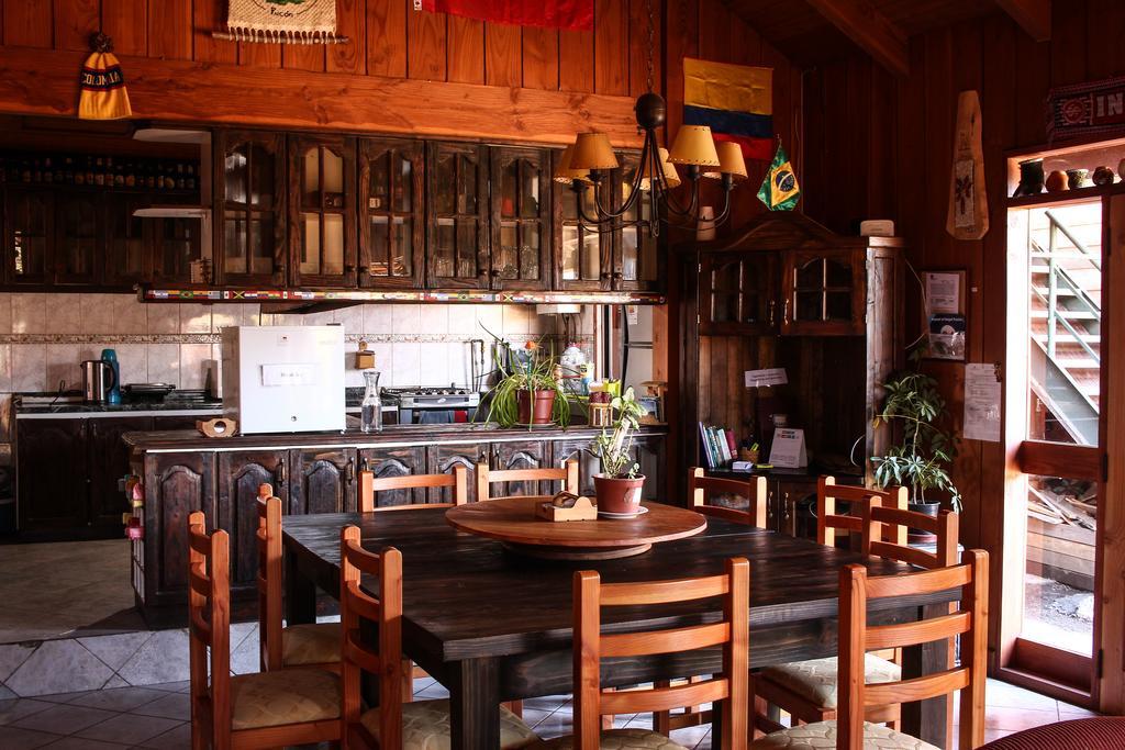 Hostal El Nogal プコン エクステリア 写真