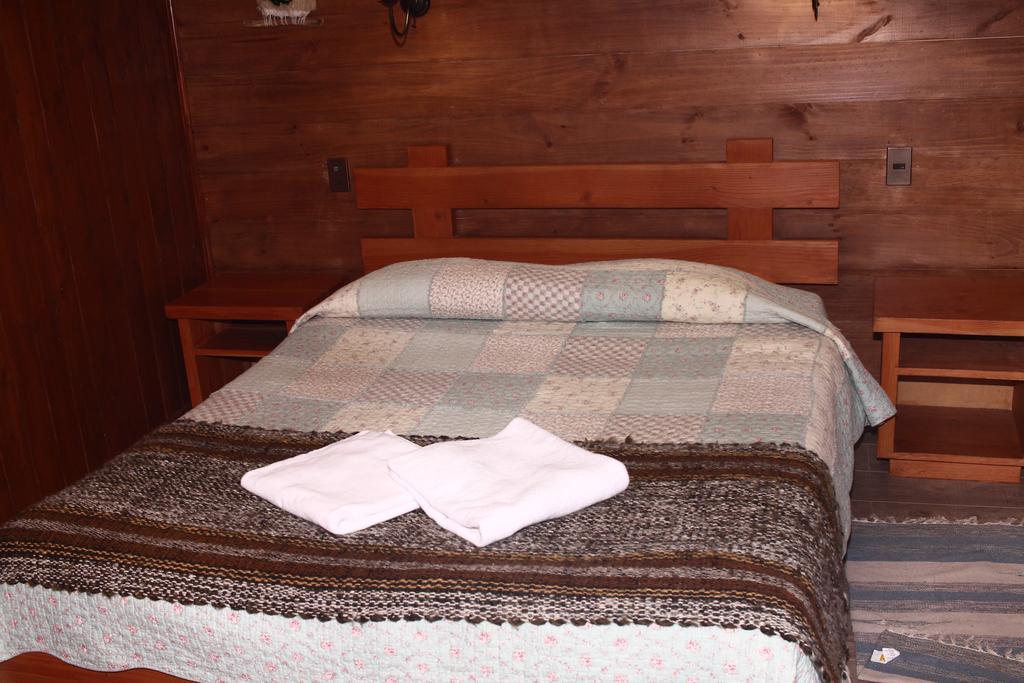 Hostal El Nogal プコン エクステリア 写真