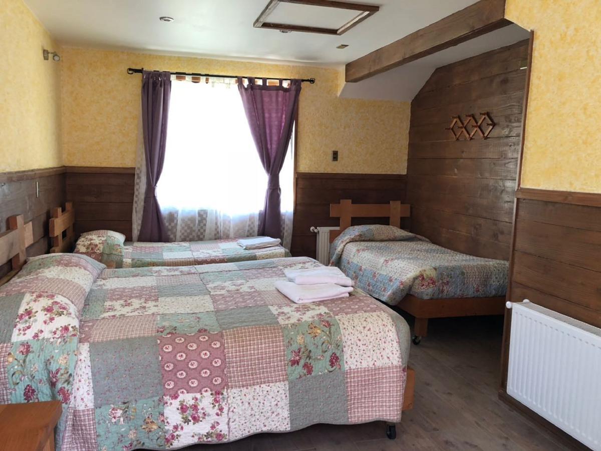 Hostal El Nogal プコン エクステリア 写真