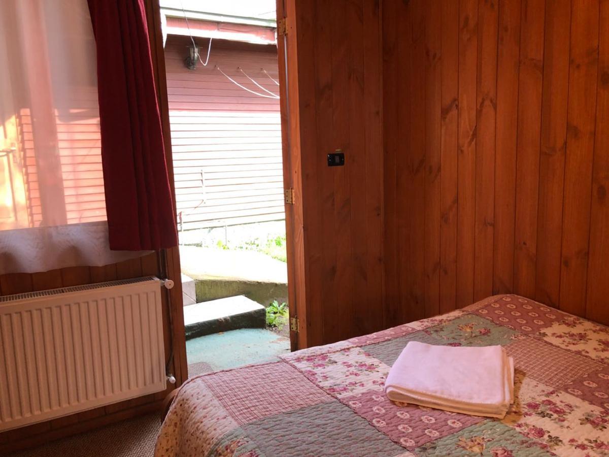 Hostal El Nogal プコン エクステリア 写真